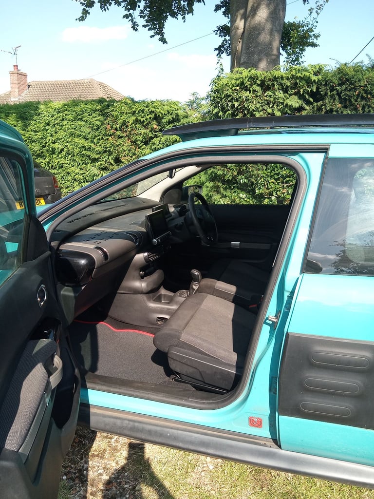 image for Citroen, C4 CACTUS, Hatchback, 2016, Manual, 1199 (cc), 5 doors