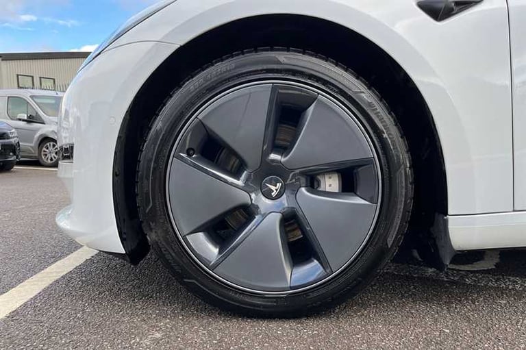 2021 Tesla Model 3 Long Range AWD 4dr Auto SALOON ELECTRIC Automatic