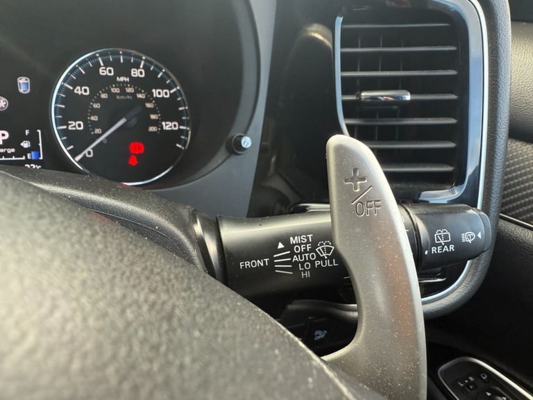 2019 69 MITSUBISHI OUTLANDER 2.4H TWINMOTOR 13.8KWH 4H SUV 5DR PETROL PLUG-IN HY