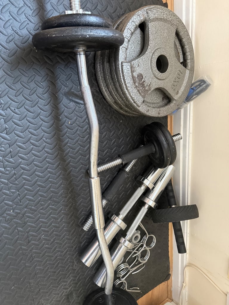 image for Various weights and gym bits (Details in Description)