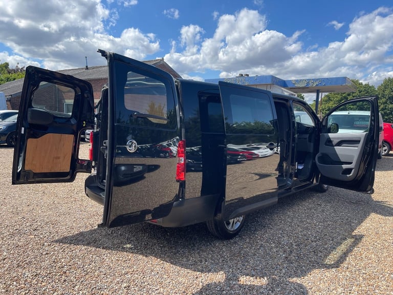 2021 Vauxhall Vivaro 2.0 Turbo D 3100 Dynamic Auto L2 H1 Euro 6 (s/s) 6dr PANEL VAN Diesel Automatic