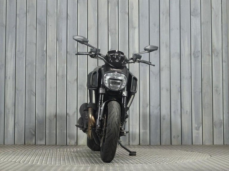 2014 14 DUCATI DIAVEL