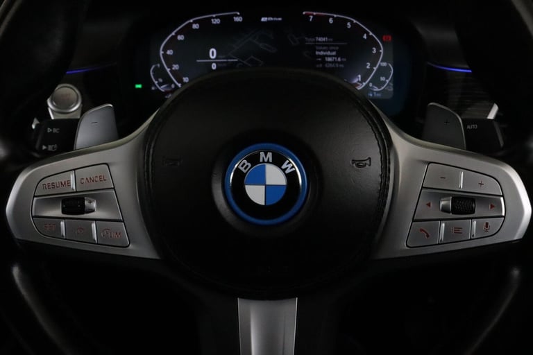 2022 BMW 7 Series 3.0 745Le 12kWh M Sport Auto xDrive Euro 6 (s/s) 4dr SALOON Petrol/Electric Hyb...
