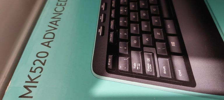 Logitech MK520 Cordless