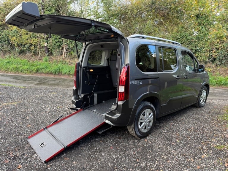 image for  Peugeot Rifter 1.5 BlueHDi 100 Allure 5dr 3 SEAT WHEELCHAIR ACCESSIBLE VEHICLE