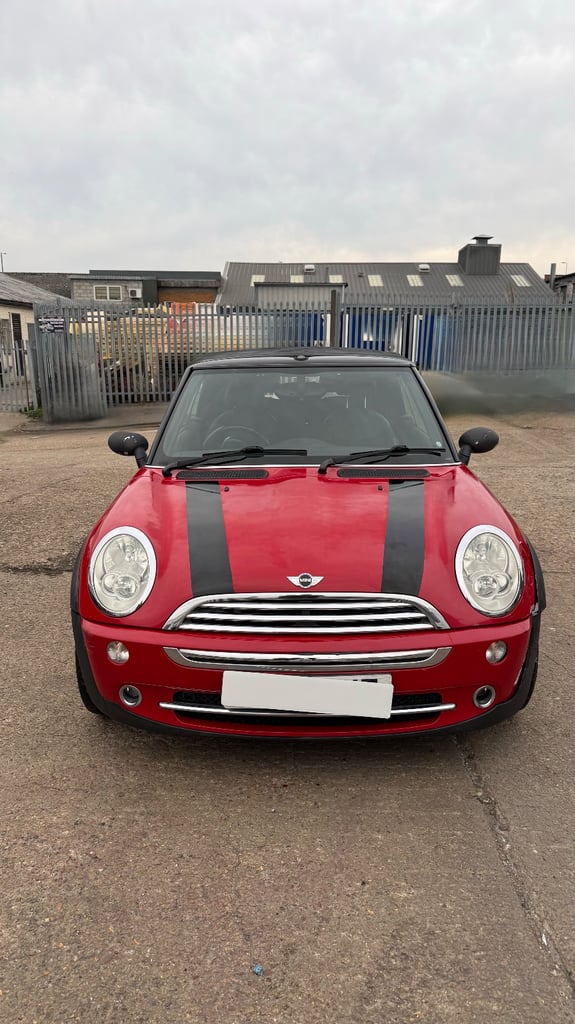 Mini, CONVERTIBLE, Convertible, 2006, Semi-Auto, 1598 (cc), 2 doors