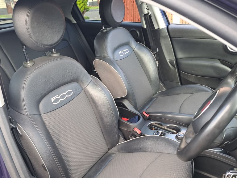 GORGEOUS FIAT 500X DIESEL £20 ROAD TAX YEARS MOT ULEZ COMPLIANT HALF LEATHER SATNAV APPLE PLAY 75MPG