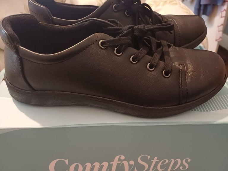 image for Comfy step shoes