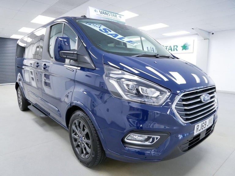 69 FORD TOURNEO CUSTOM 320 2.0 EBL 185 BHP L2 LONG TITANIUM X AUTO 8 SEATER