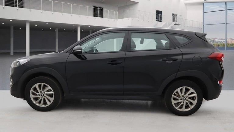 2018 Hyundai TUCSON 1.6 GDi Blue Drive SE Nav SUV 5dr Petrol Manual Euro 6 (s/s) (132 ps) ESTATE ...