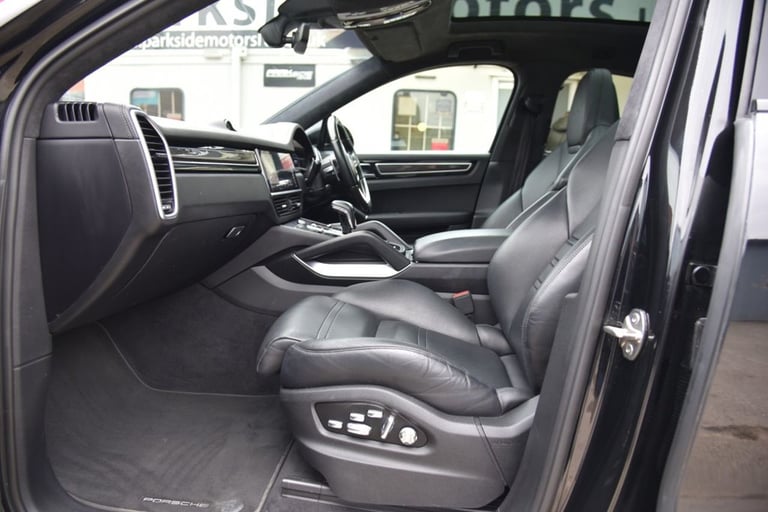 2019 Porsche Cayenne Turbo 5dr Tiptronic S [5 Seat] COUPE PETROL Automatic