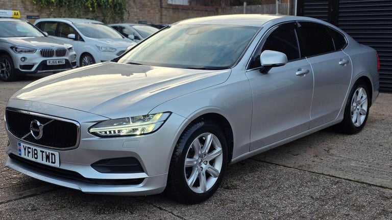 VOLVO S90 2.0 D4 Momentum Auto Euro 6 (s/s) 4dr 2018