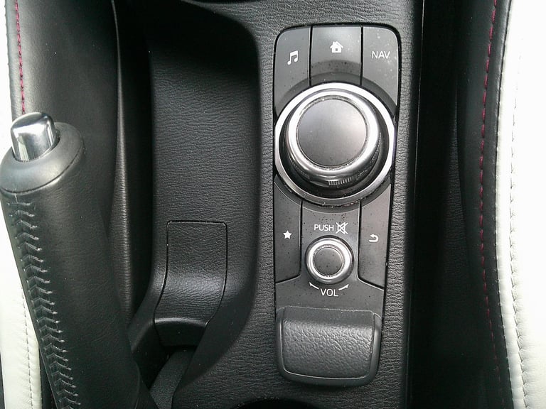 MAZDA CX-3 2.0 SKYACTIV-G Sport Nav 2016
