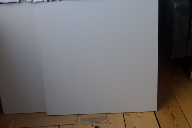 11 LARGE 2 FT SQ (605 mm sq) VITRIFIED CERAMIC TILES. FOR BATHROOM SHOWER CLOAKROOM LOO WALL FLOOR.