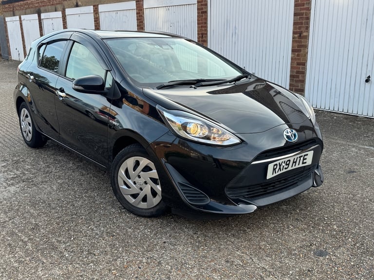 2025 Toyota Aqua 5 Doors Hatchback HYBRID ELECTRIC Manual