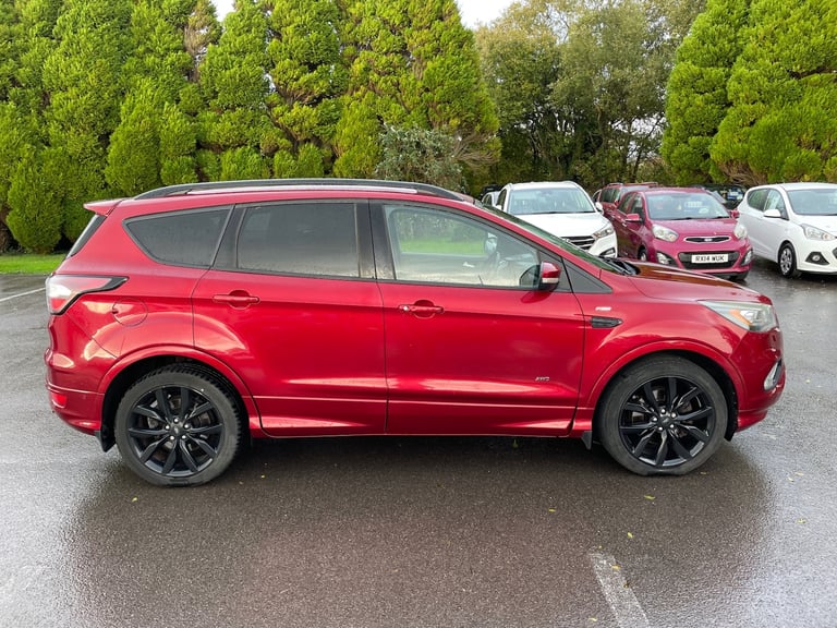 2017 Ford Kuga 2.0 TDCi 180 ST-Line X 5dr Auto HATCHBACK Diesel Automatic