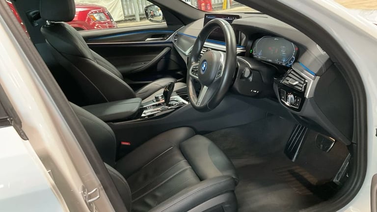 2022 72 BMW 5 SERIES 2.0 530E 12KWH M SPORT SALOON 4DR PETROL PLUG-IN HYBRID STE