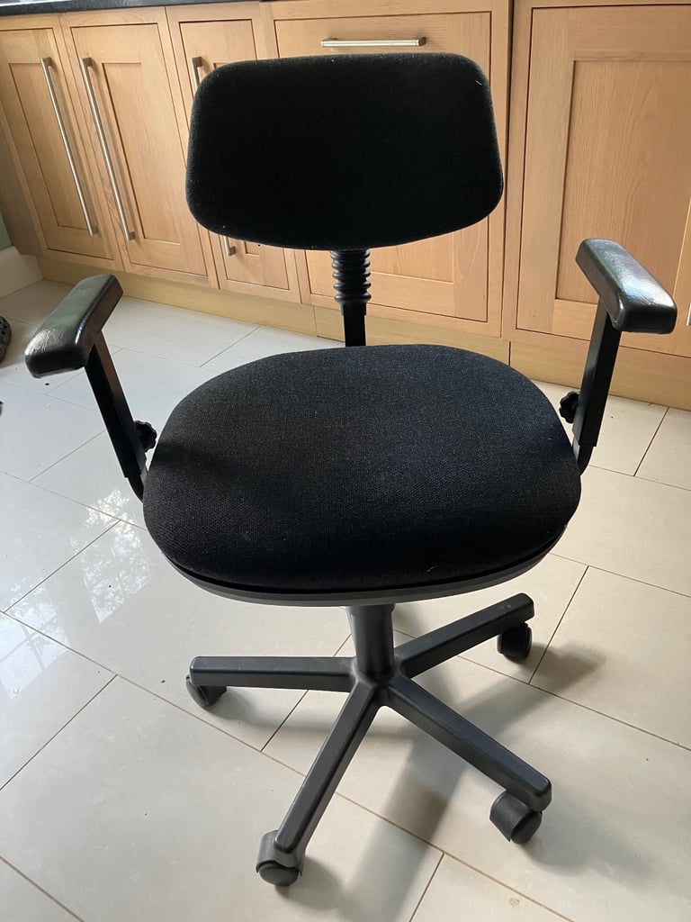 Office swivel desk chair