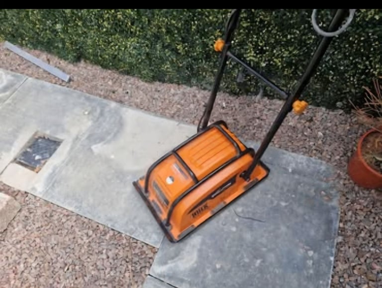 image for Whacker plate compactor  vibrating for hire 240v aberdeen city south side light weight