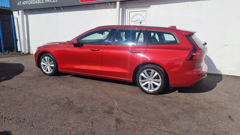 2018 Volvo V60 2.0 D3 Momentum Euro 6 (s/s) 5dr ESTATE Diesel Manual