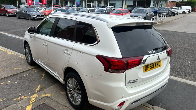 2019 Mitsubishi Outlander 2.4 PHEV Dynamic Safety 5dr Auto Estate Estate Hybrid Automatic