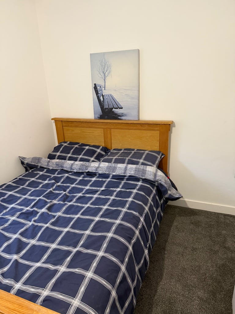 Self contained room to rent