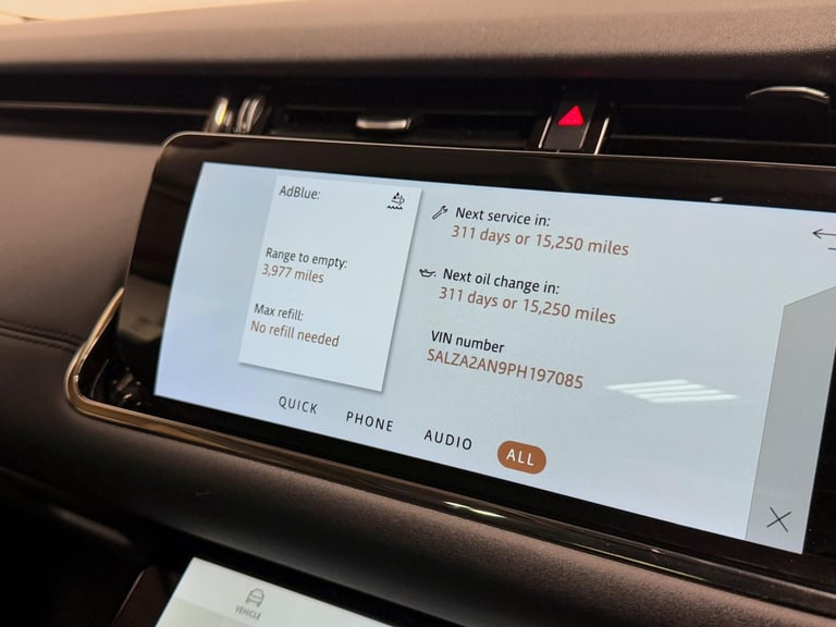 2022 Land Rover Range Rover Evoque 2.0 D200 MHEV R-Dynamic SE SUV 5dr Diesel Auto 4WD Euro 6 (s/s...