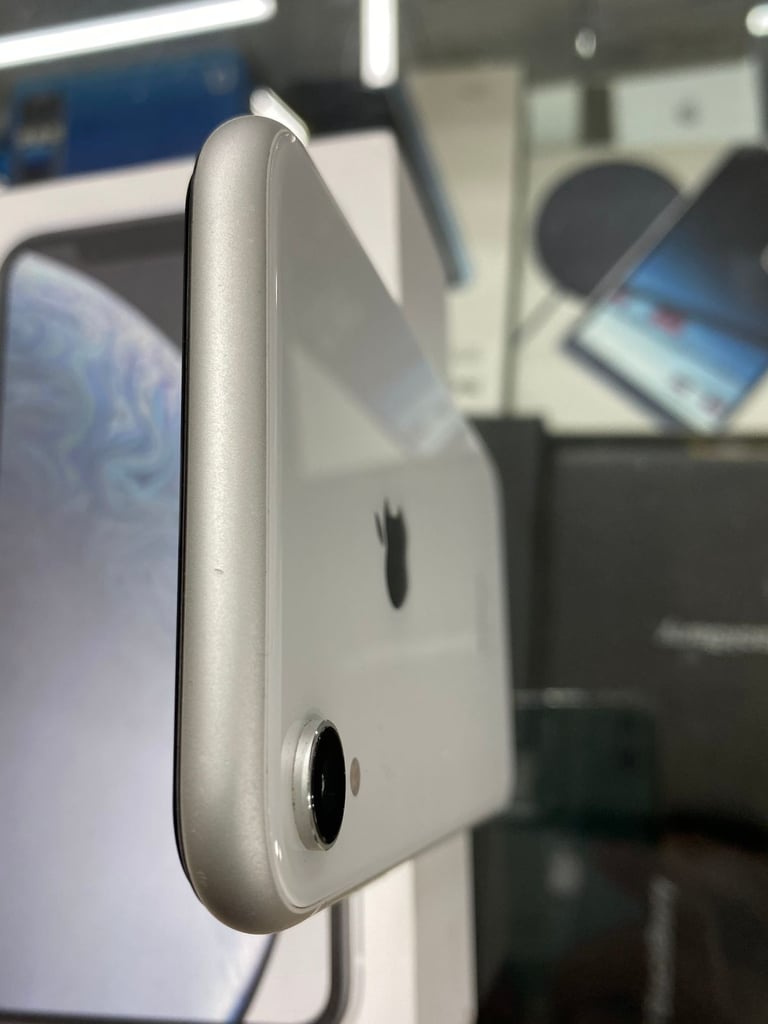 iPhone XR 64GB Unlocked Immaculate Condition Any Color Pristine Condition PICK UP ONLY