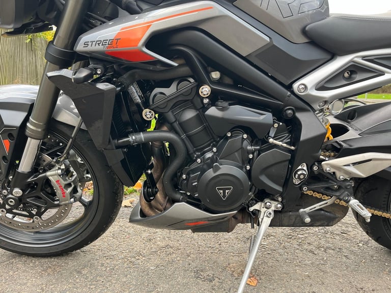 TRIUMPH STREET TRIPLE 765 RS, 2023(23), 10,107 MILES, FSH, IMMACULATE, £7995