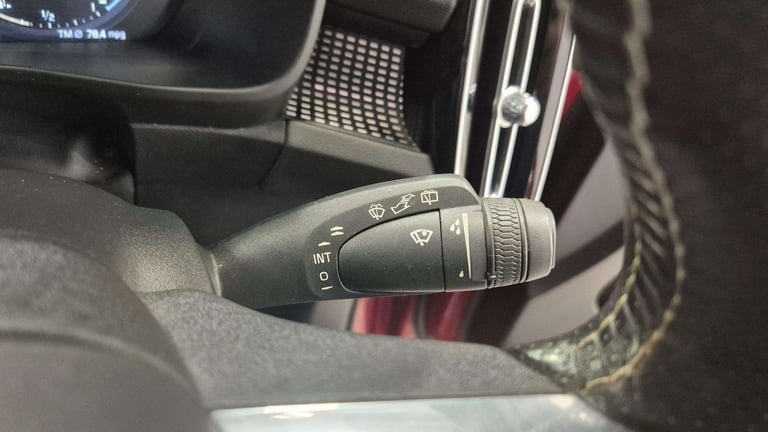 2021 Volvo XC40 1.5 T5 Recharge PHEV R DESIGN 5dr Auto Estate Plug-In Hy Automatic