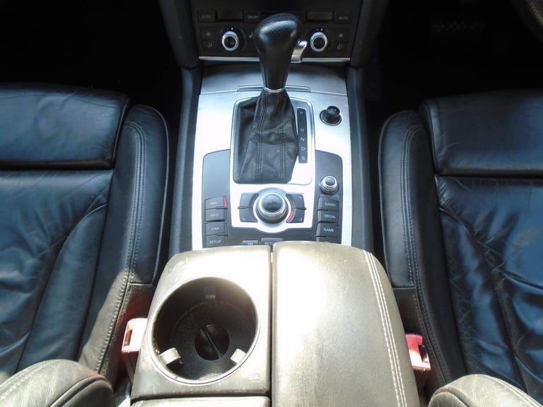 2010 Audi Q7 3.0 TDI V6 S line Tiptronic quattro Euro 4 5dr Diesel