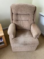 2 x HSL Electric Recliner Chairs