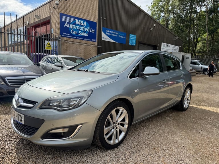 2013 Vauxhall Astra 1.6 16v SRi Euro 5 5dr HATCHBACK Petrol Manual