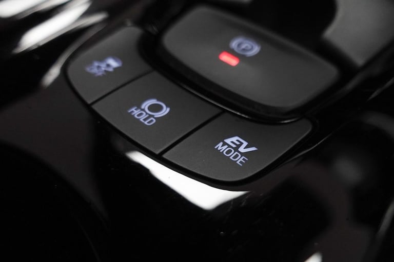 2021 Toyota C-HR 2.0 VVT-h GPF Design SUV 5dr Petrol Hybrid CVT Euro 6 (s/s) (184 ps) HATCHBACK P...