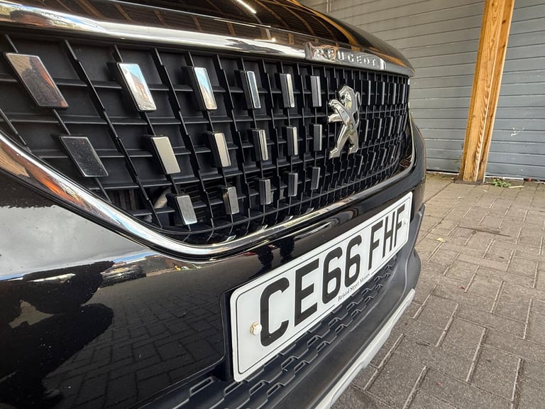 PEUGEOT 2008 1.6 BlueHDi Allure 2016