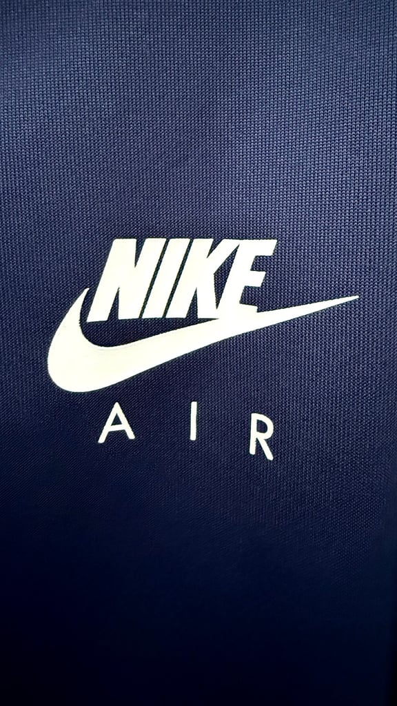 Women’s Nike Tracktop Jacket, Size Large 14-18