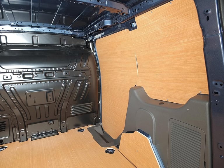 Ford Transit Connect 240 1.5 EcoBlue 100PS 'Limited' L1 Euro 6 Small Panel Van