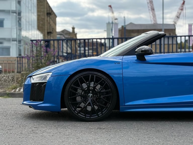 Audi R8 5.2 FSI V10 Spyder S Tronic quattro Euro 6 (s/s) 2dr