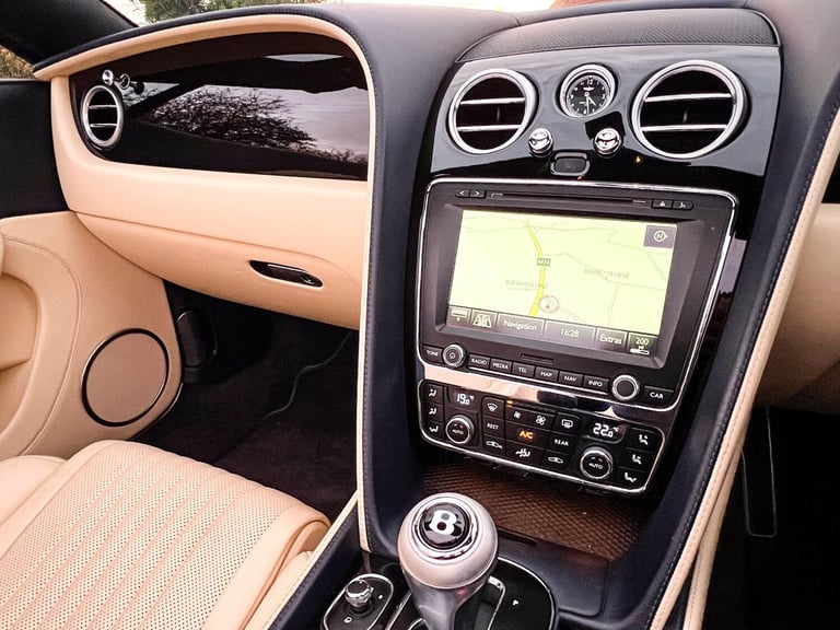2017 Bentley Continental 4.0 V8 GTC S Auto 4WD Euro 6 2dr CONVERTIBLE Petrol Automatic
