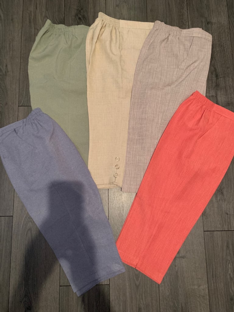 image for Ladies cropped pants bundle size 14-16