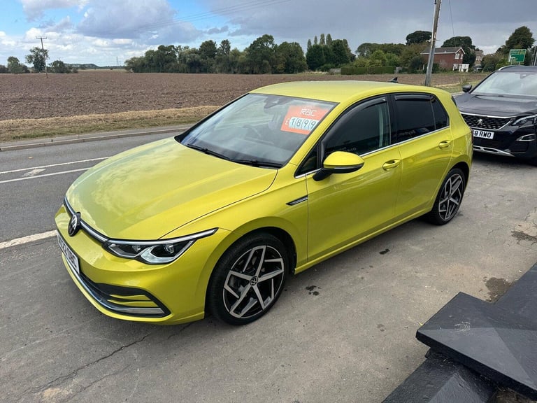 VOLKSWAGEN GOLF 1.5 eTSI MHEV Style Yellow Auto Petrol Hybrid 2022