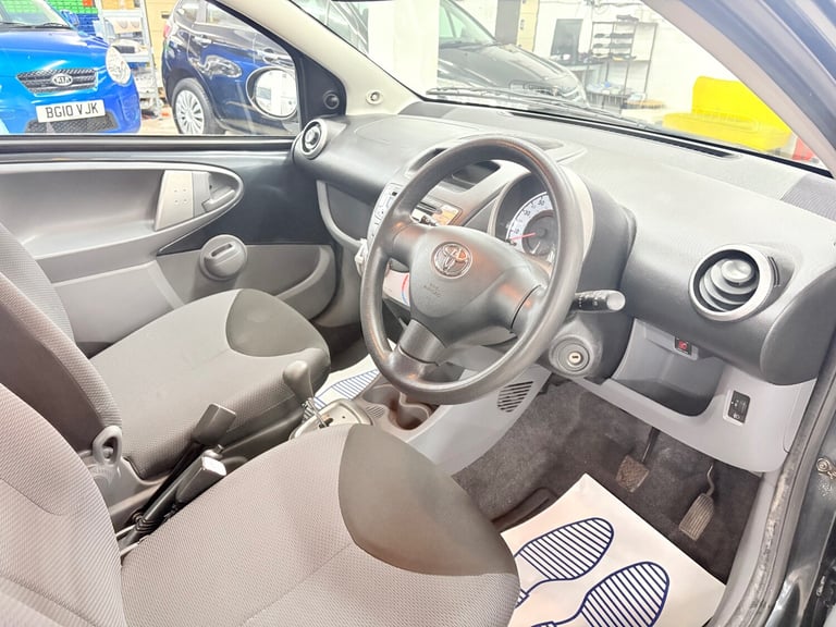 2007 Toyota AYGO 1.0 VVT-i + 5dr MMT HATCHBACK Petrol Automatic