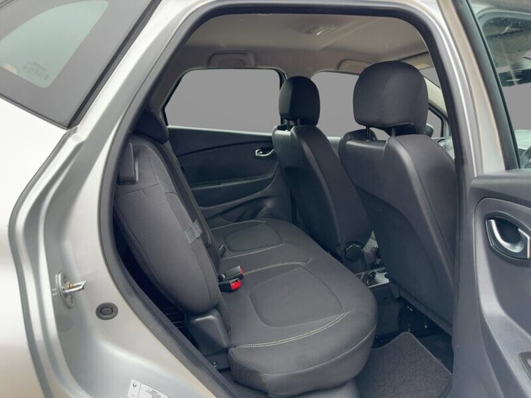 2018 Renault Captur TCe ENERGY Play SUV Petrol Manual