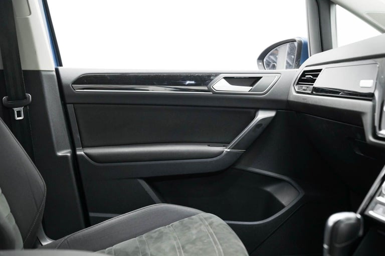  Volkswagen Touran 1.4 TSI BlueMotion Tech SEL DSG Euro 6 (s/s) 5dr Petrol Automatic