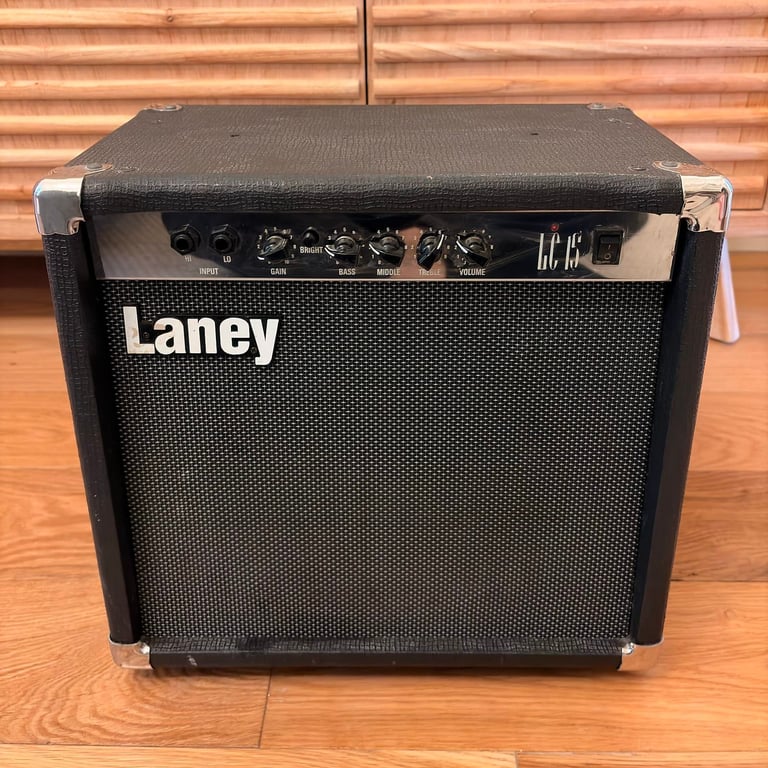 Laney LC15 - Black Combo 15 Watt Guitar Tube Amp