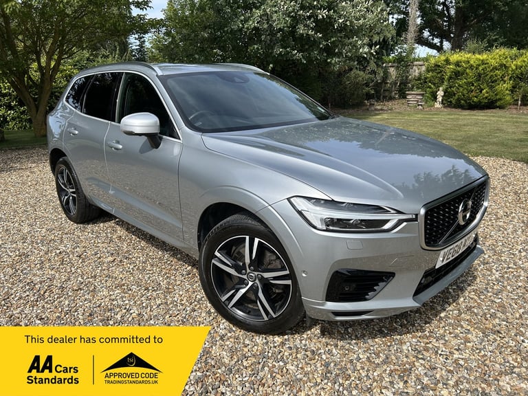 VOLVO XC60 2.0 R-Design T8 Twin Engine AWD 2018
