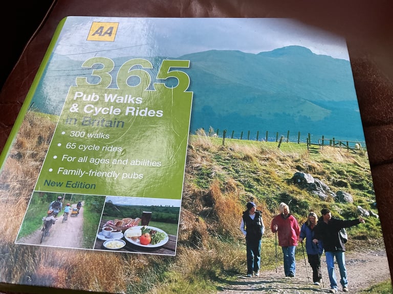 365 maps pub walks and cycle rides in Britain AA great unused condition £10