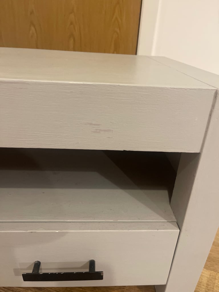 Solid wood tv unit 