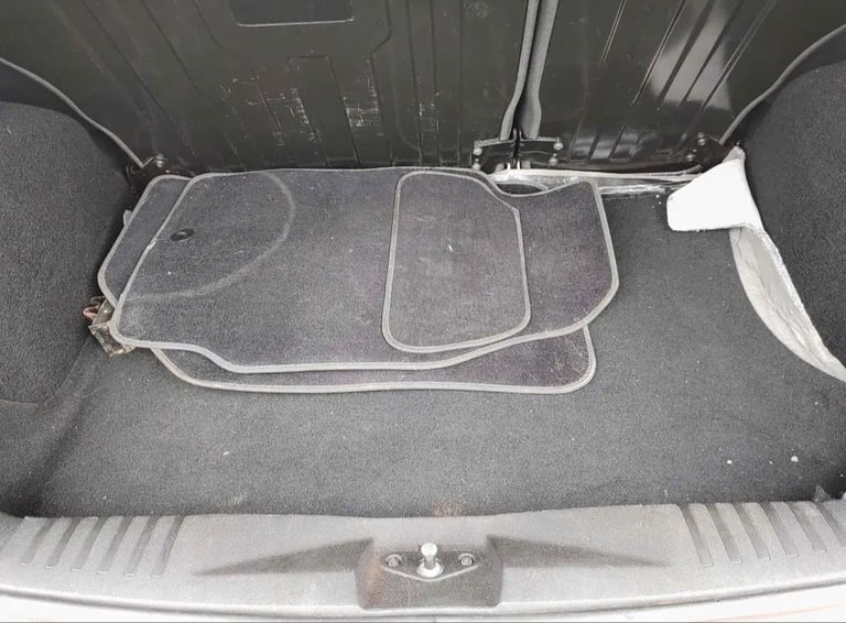 Ford, FIESTA, Hatchback, 2008, Manual, 1399 (cc), 5 doors