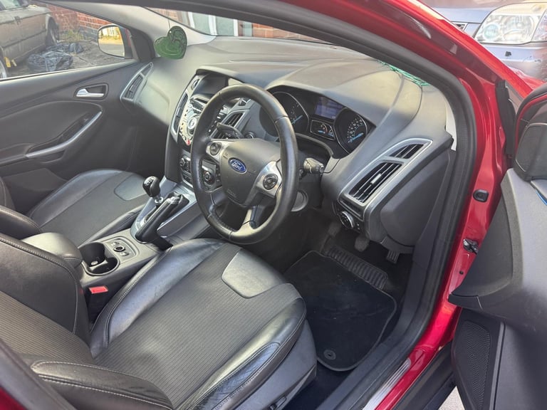 FORD FOCUS TITANIUM X TDCI 1.6 DEISEL ON THE 2014 MODEL